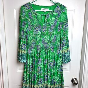 NWOT Emma & Michele Floral Pleated Dress with Flared Sleeves Size Lg Stretchy